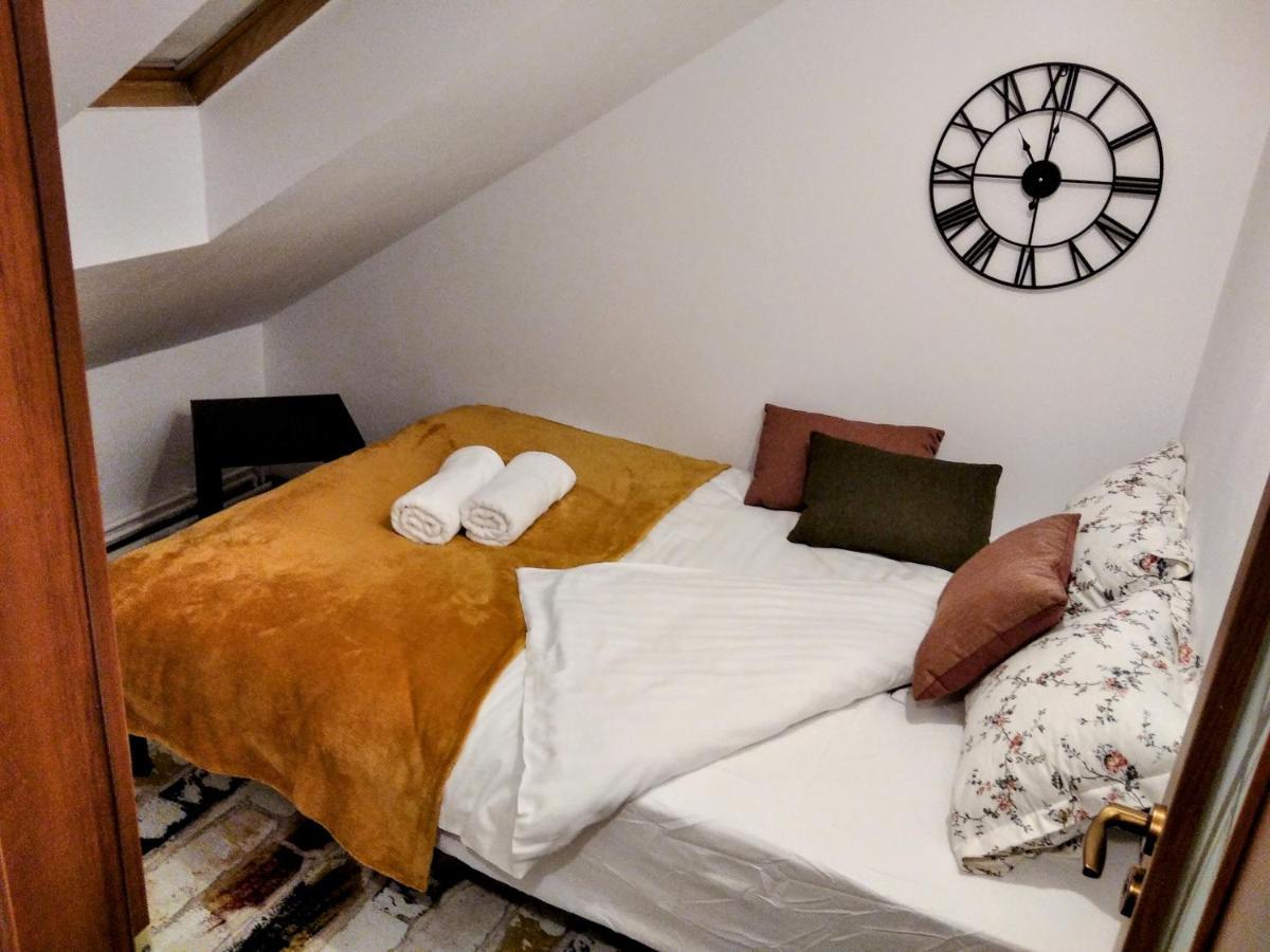 Lovely Central Apartment Braşov Eksteriør bilde