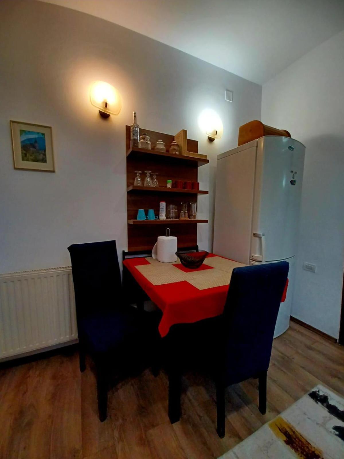 Lovely Central Apartment Braşov Eksteriør bilde